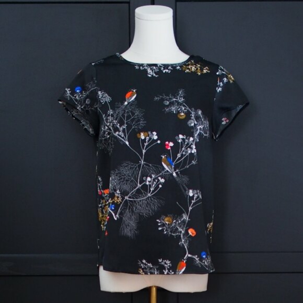 Vero Moda | Satin Floral Cap Sleeve Blouse